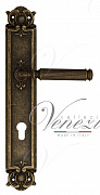 Дверная ручка Venezia "MOSCA" CYL на планке PL97 античная бронза