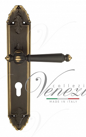Дверная ручка Venezia "PELLESTRINA" CYL на планке PL90 темная бронза