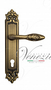 Дверная ручка Venezia "CASANOVA" CYL на планке PL96 матовая бронза