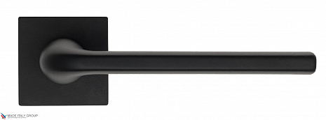 Дверная ручка на квадратном основании Fratelli Cattini "LINEA" 8-NM матовый черный