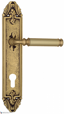 Дверная ручка Venezia "MOSCA" CYL на планке PL90 французское золото