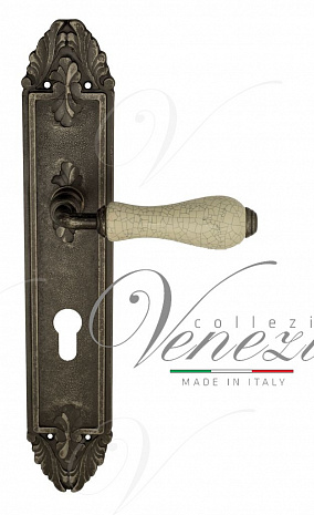 Дверная ручка Venezia "COLOSSEO" белая керамика паутинка CYL на планке PL90 античное серебро