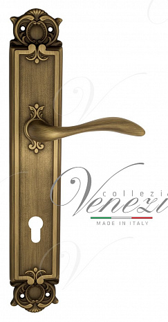 Дверная ручка Venezia "ALESSANDRA" CYL на планке PL97 матовая бронза