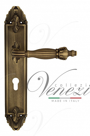 Дверная ручка Venezia "OLIMPO" CYL на планке PL90 матовая бронза
