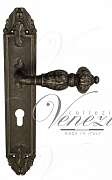 Дверная ручка Venezia "LUCRECIA" CYL на планке PL90 античное серебро