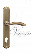 Дверная ручка Venezia "VERSALE" CYL на планке PL02 матовая бронза