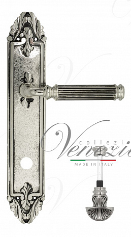 Дверная ручка Venezia "MOSCA" WC-4 на планке PL90 натуральное серебро + черный