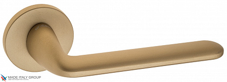 Дверная ручка на круглом основании Fratelli Cattini "FEO" 7FS-BS матовая латунь