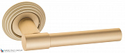 Дверная ручка на круглом основании Fratelli Cattini "UNA" D8-BS матовая латунь