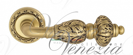Дверная ручка Venezia "LUCRECIA" D2 французское золото + коричневый