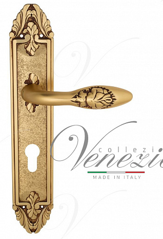 Дверная ручка Venezia "CASANOVA" CYL на планке PL90 французское золото + коричневый