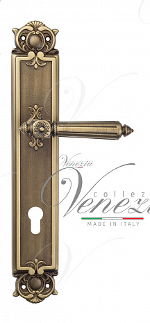 Дверная ручка Venezia "CASTELLO" CYL на планке PL97 матовая бронза