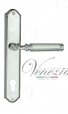 Дверная ручка Venezia "MOSCA" CYL на планке PL02 полированный хром