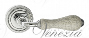 Дверная ручка Venezia "COLOSSEO" белая керамика паутинка D3 полированный хром