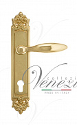 Дверная ручка Venezia "MAGGIORE" CYL на планке PL96 полированная латунь