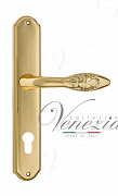 Дверная ручка Venezia "CASANOVA" CYL на планке PL02 полированная латунь