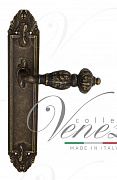 Дверная ручка Venezia "LUCRECIA" на планке PL90 античная бронза