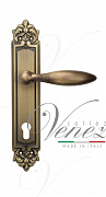 Дверная ручка Venezia "MAGGIORE" CYL на планке PL96 матовая бронза